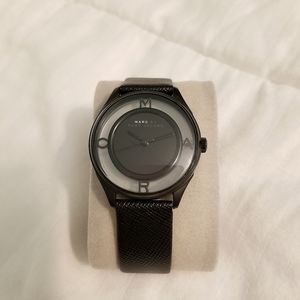 *New w/o tags* Marc Jacobs watch (leather strap)